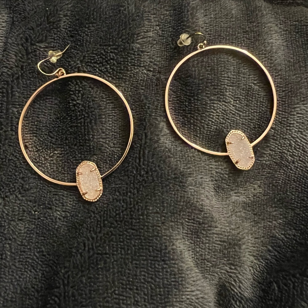 Kendra scott earrings